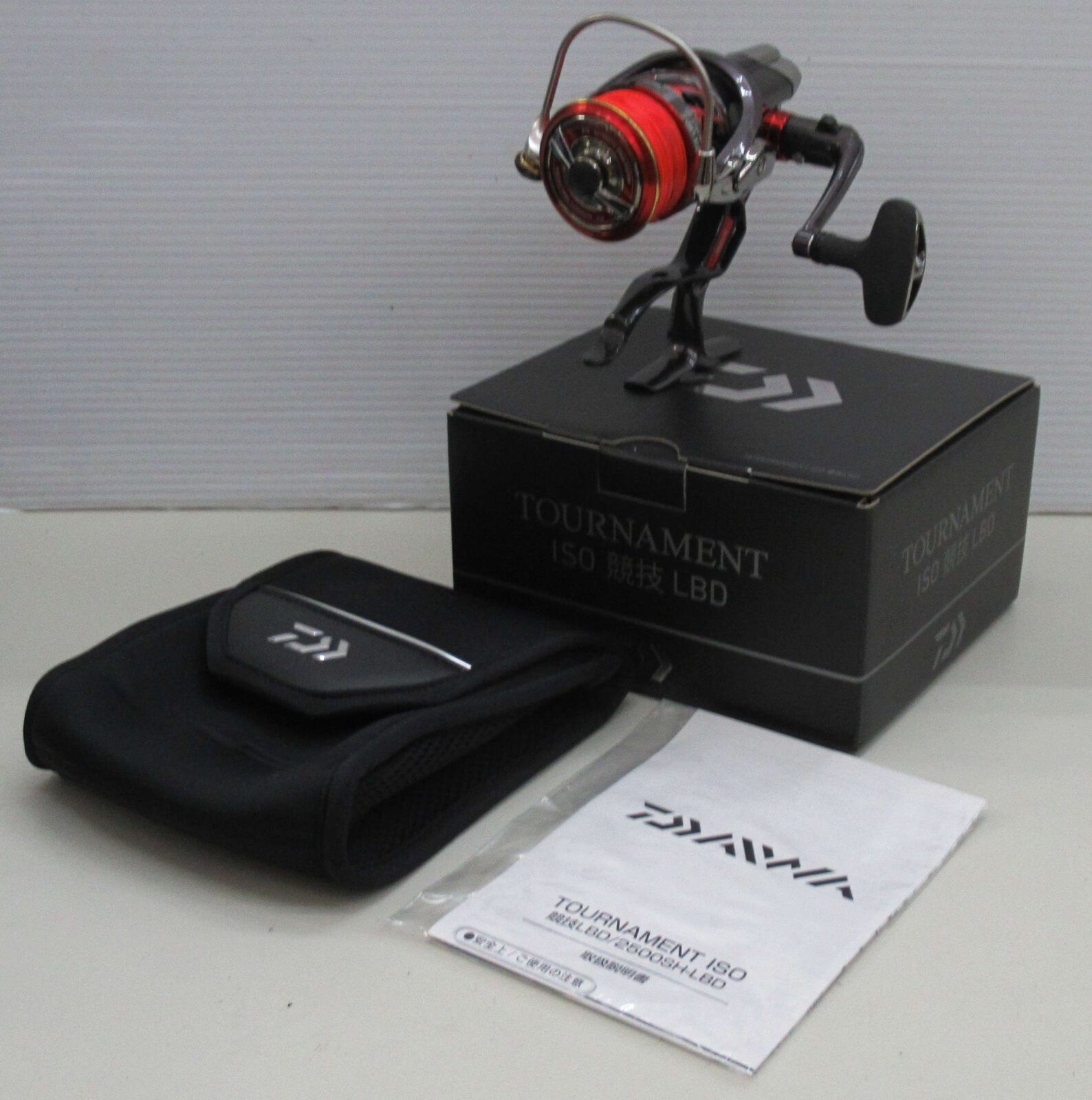 DAIWA】ダイワ『18トーナメントISO 3000SH-LBD ハンドル左右切替可』00066004 2018年モデル スピニングリール  1週間保証【中古】(3320038400014): スポーツ・アウトドア | 高山質店 公式オンラインショップ
