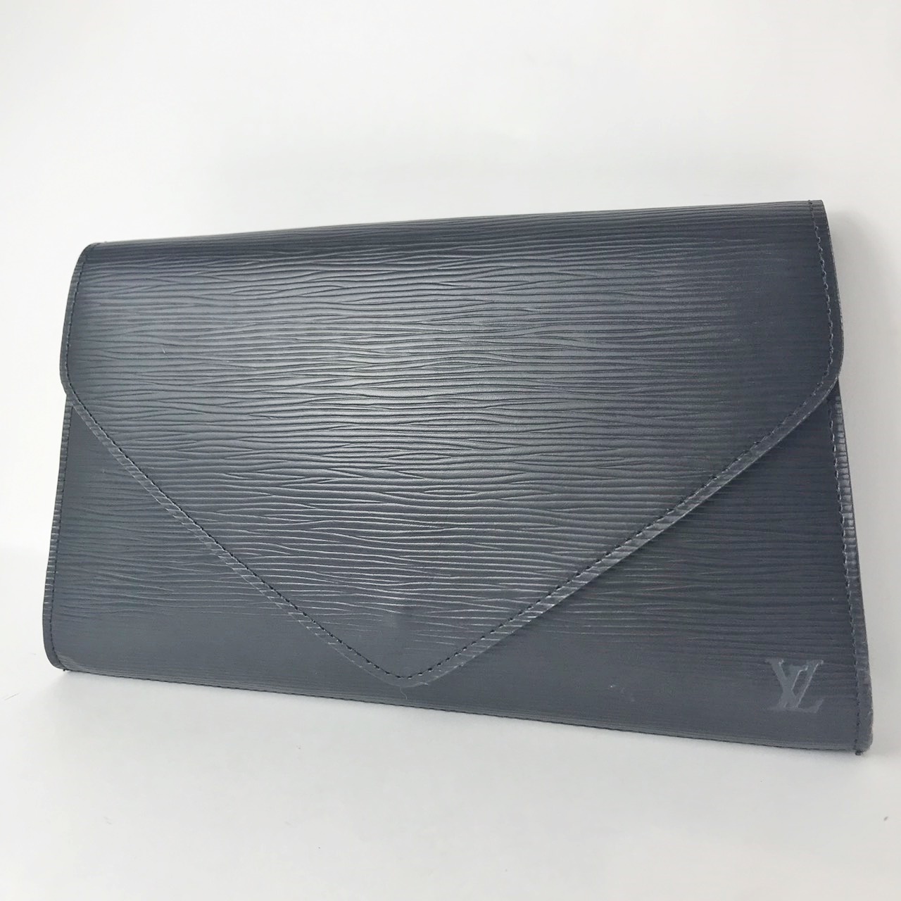 Louis Vuitton ルイヴィトン M52632 エピ クラッチバッグをお買い取り