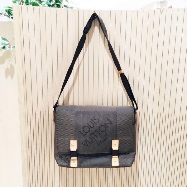 Louis Vuitton ルイヴィトン M93077 ダミエジェアン ルーをお買い取り 
