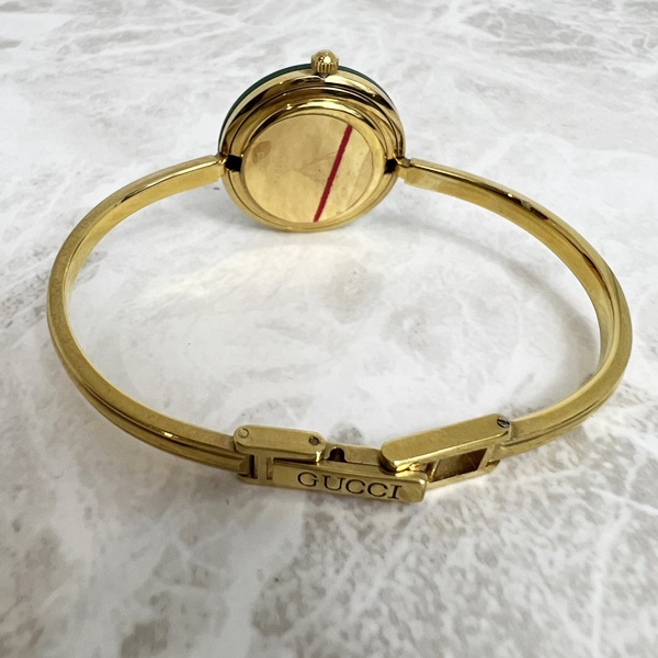 GUCCI グッチ　1100-L チェンジベゼル　10色　バングル腕時計 GUCCI グッチ 1100-L チェンジベゼル バングル腕時計をお