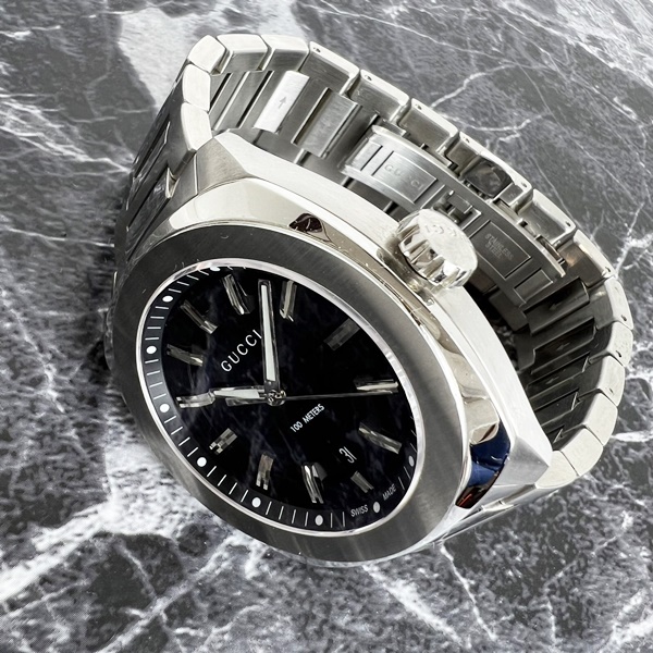 GUCCI グッチ 142.2 ラージウォッチ メンズ腕時計をお買い取りいたし