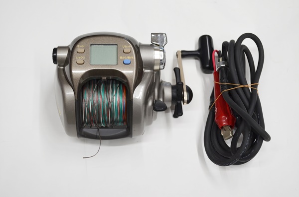 Daiwa TANACOM BULL-S 600Wダイワ タナコンブルS 電動リール