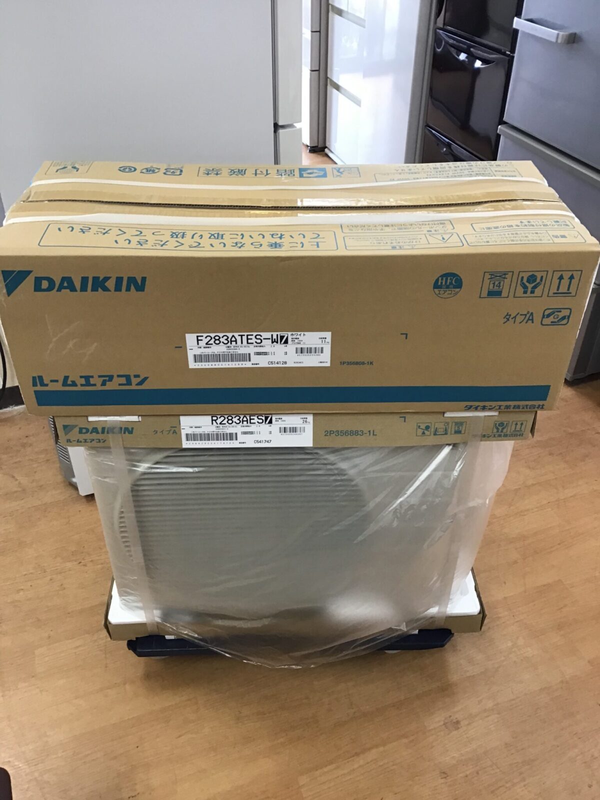 DAIKINルームエアコンF283ATCS-W