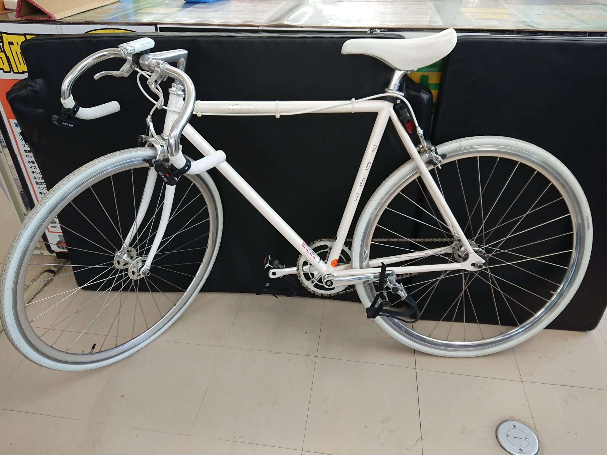 【美品】【福岡直接引き渡し希望】FUJI ロードバイク　自転車 美品】【福岡直接引き渡し希望】FUJI ロードバイク 自転車