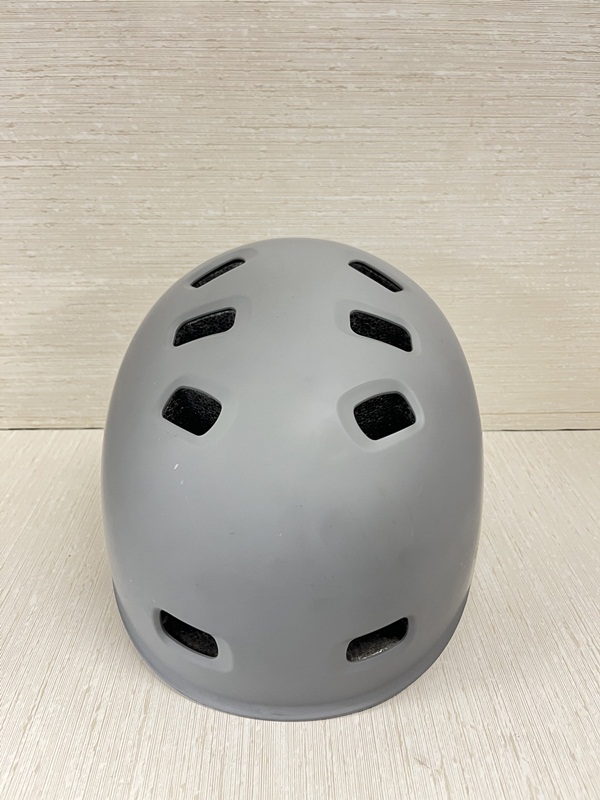 Mサイズ - カルテック/グレー - 100% Status 自転車用 ヘルメット Schick シック Mサイズ ｜パーツ・用品・自転車商品｜㈱サギサカ